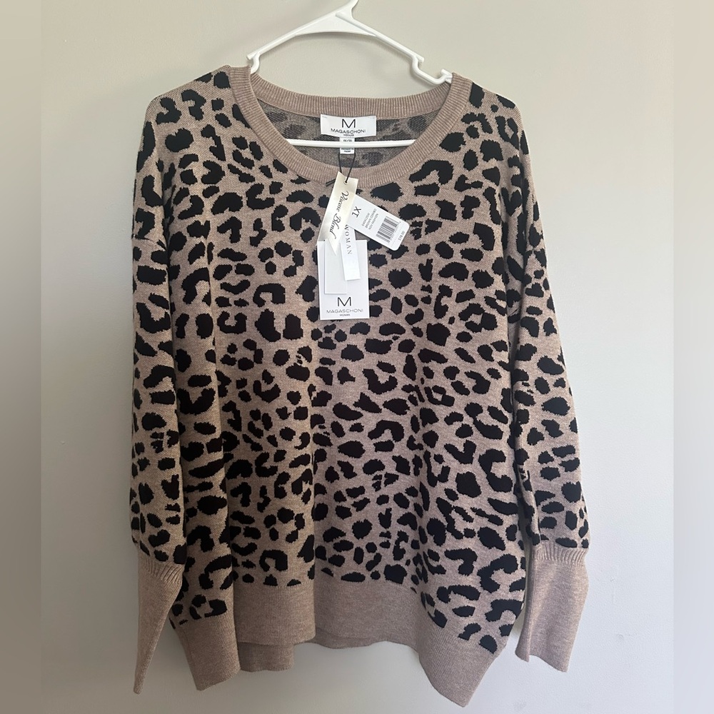 Crew Neck Leopard Sweater
